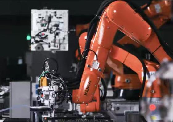 王牌业务与政策风口重合 新华三成数字经济的“赶潮人” 王牌业务与政策风口重合 新华三成数字经济的“赶潮人”