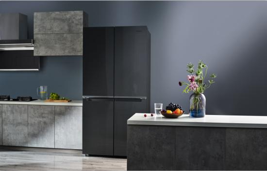 礼致父亲节 惠而浦冻龄冰箱 静默陪伴 健康囤鲜 礼致父亲节 惠而浦冻龄冰箱 静默陪伴 健康囤鲜