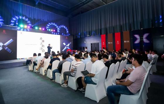 看Oclean X智能触屏电动牙刷如何个护口腔夺冠 看Oclean X智能触屏电动牙刷如何个护口腔夺冠