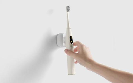 电动牙刷王者归来!彩屏触控Oclean X上架小米有品 电动牙刷王者归来!彩屏触控Oclean X上架小米有品