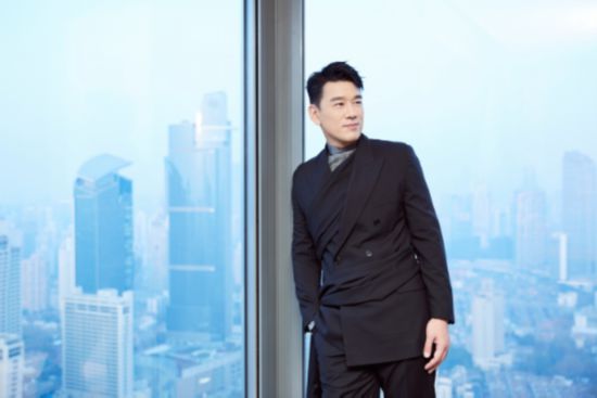 王耀庆联手网红“瑜大公子”直播销售洗面奶 王耀庆联手网红“瑜大公子”直播销售洗面奶