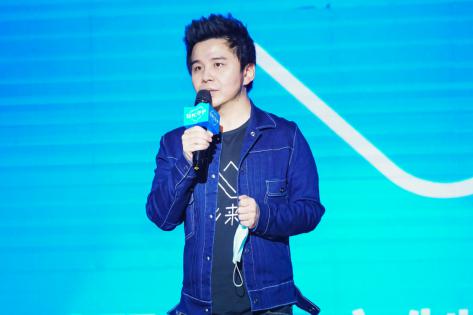 轻松集团CEO打造的长期重疾险产品 直播观看爆棚