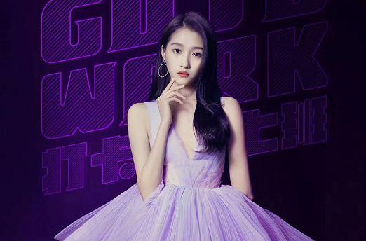 618关晓彤入职苏宁易购 门店上线“彤款”减肥蔬菜三明治 618关晓彤入职苏宁易购 门店上线“彤款”减肥蔬菜三明治