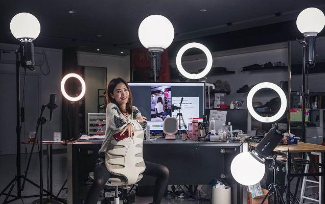 数据泡沫“网红”直播 直播带货还能火多久? 数据泡沫“网红”直播 直播带货还能火多久?