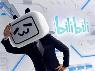 继续亏损的B站，能让UP主站着把钱挣了吗？