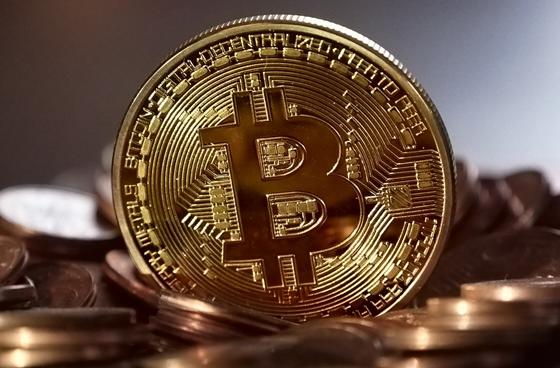 中国严打之下矿工出逃:新理想之地在这 中国严打之下矿工出逃:新理想之地在这