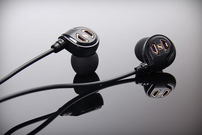 五成降噪耳机不达标 存在损伤听力风险 五成降噪耳机不达标 存在损伤听力风险