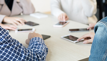 谁能占据中国手机市场头把交椅? 谁能占据中国手机市场头把交椅?