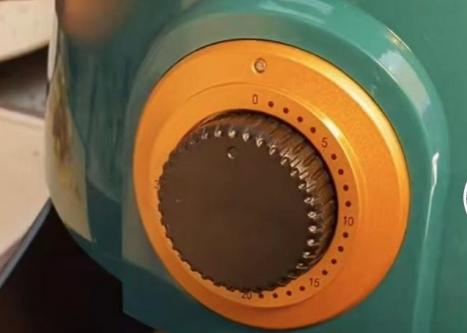 容积虚标、功能替代 爆火之后的空气炸锅何去何从?