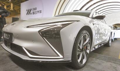 数据驱动“新型终端”驶上新赛道 数据驱动“新型终端”驶上新赛道