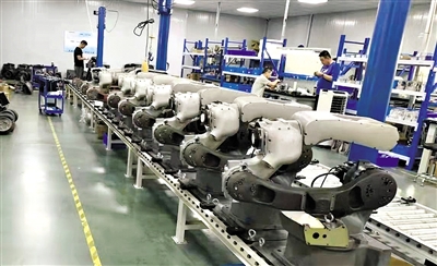 国产机器人成长快速“堵点”待解 国产机器人成长快速“堵点”待解