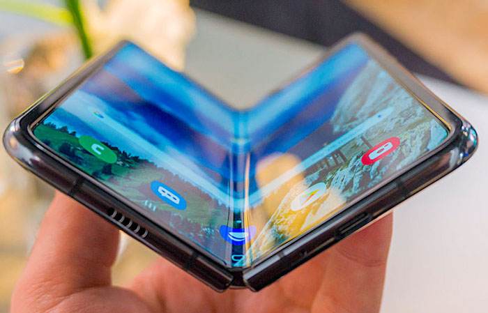 2024年折叠屏智能手机出货量有望突破3千万台 2024年折叠屏智能手机出货量有望突破3千万台