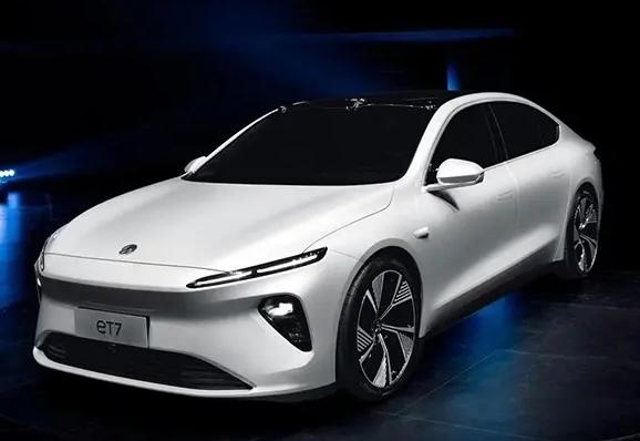 蔚来ET7量产版下线,将于3月28日交付 蔚来ET7量产版下线,将于3月28日交付