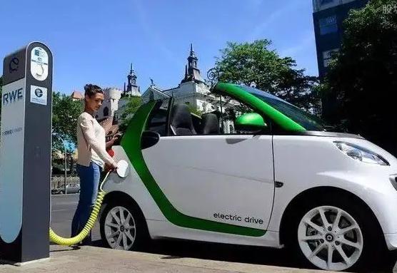 中汽协:3月新能源汽车产销同比均增长1.1倍 中汽协:3月新能源汽车产销同比均增长1.1倍