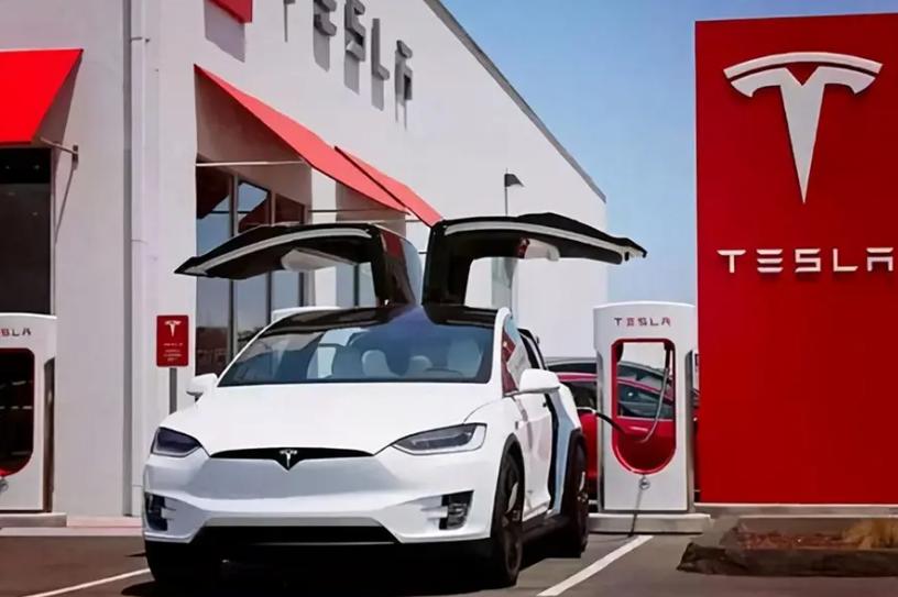 特斯拉需对刹车问题作出回应 或面临上亿美元罚款 特斯拉需对刹车问题作出回应 或面临上亿美元罚款