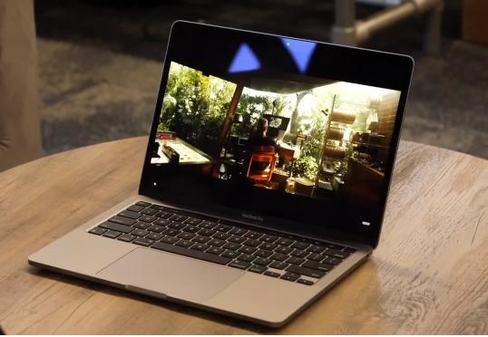 新款MacBook Pro外媒评测汇总:性能增强、但全新MacBook Air是首选 新款MacBook Pro外媒评测汇总:性能增强、但全新MacBook Air是首选