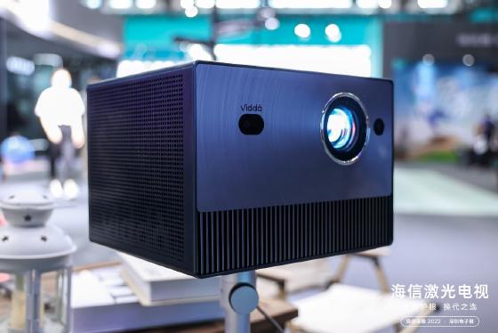 客厅秒变KTV和电影院 Vidda年轻人潮玩惊艳中国电子信息博览会 客厅秒变KTV和电影院 Vidda年轻人潮玩惊艳中国电子信息博览会