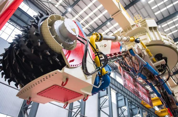 超大直径竖井掘进机“梦想号”下线 超大直径竖井掘进机“梦想号”下线