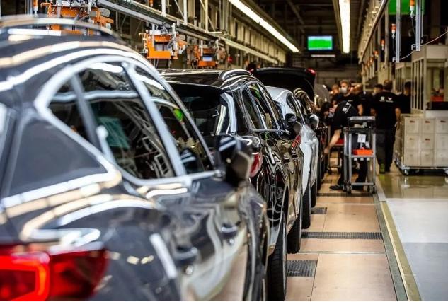 全球车市大变局,谁能成为新能源时代的“BBA”? 全球车市大变局,谁能成为新能源时代的“BBA”?