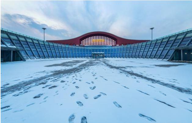科技加持 国内最北高寒高铁站穿越多年冻土 科技加持 国内最北高寒高铁站穿越多年冻土