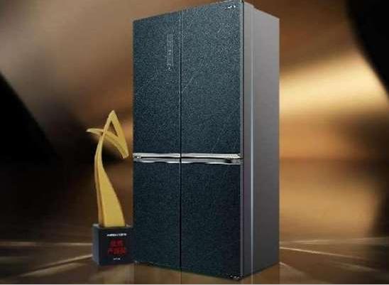 “三不”标准真嵌入 容声WILL无边界605冰箱斩获艾普兰奖 “三不”标准真嵌入 容声WILL无边界605冰箱斩获艾普兰奖