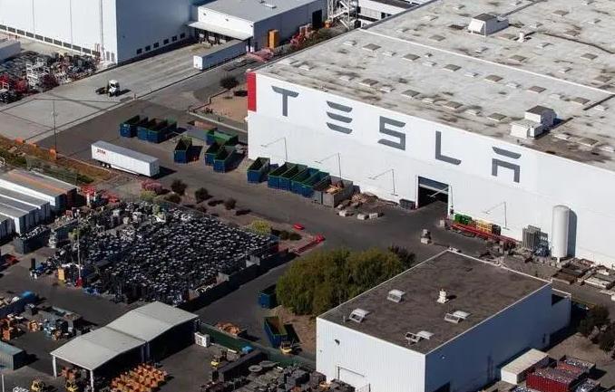 松下计划将特斯拉内华达工厂电池产量扩大10% 松下计划将特斯拉内华达工厂电池产量扩大10%