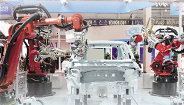 从机器人博览会观察前沿技术和产业发展