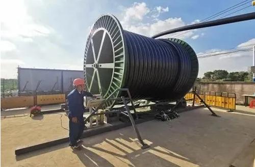 超导电缆系统助力解决超大型城市供电难题 超导电缆系统助力解决超大型城市供电难题