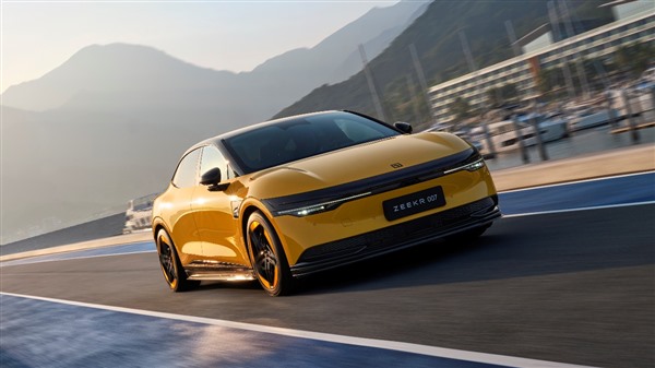 吉利未来出行星座第二轨道11星成功发射 赋能极氪未来出行科技生态圈