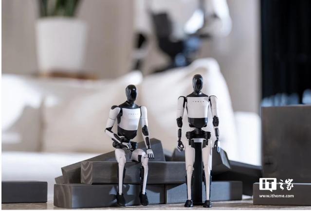 特斯拉Optimus机器人模型上架后一天内售罄