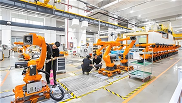 方洪波:美的凭技术引领机器人产业,剑指全球智能制造巅峰 方洪波:美的凭技术引领机器人产业,剑指全球智能制造巅峰