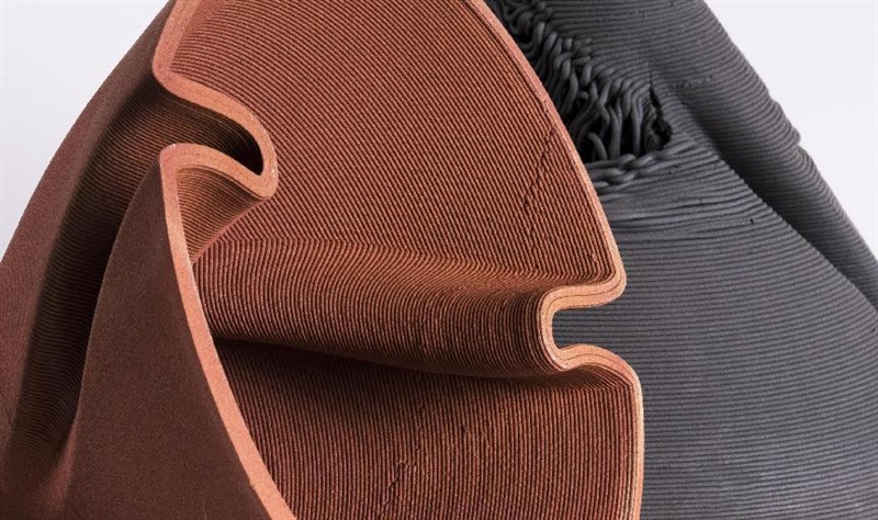 DeepSeek,激荡AI行业的“一股清流” DeepSeek,激荡AI行业的“一股清流”