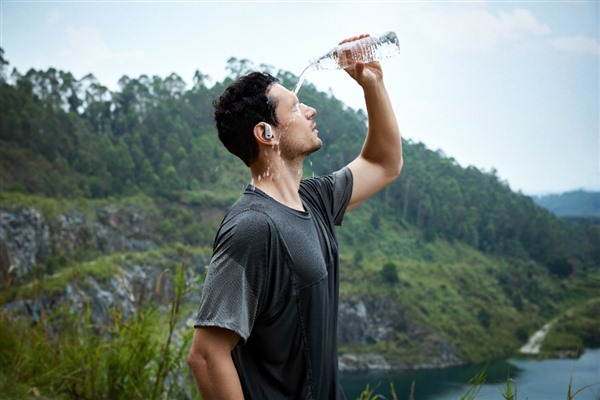 低空经济为高原文旅注入新动能 低空经济为高原文旅注入新动能