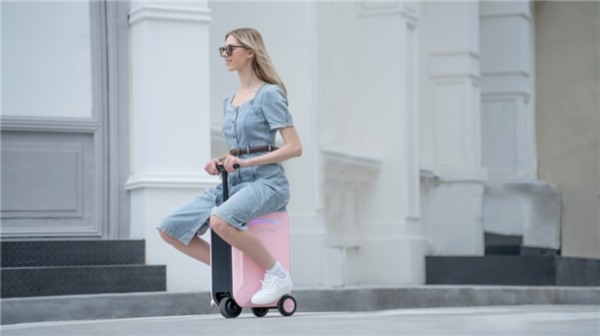 AOTOS智能电动行李箱,每一步都智在悦行 AOTOS智能电动行李箱,每一步都智在悦行