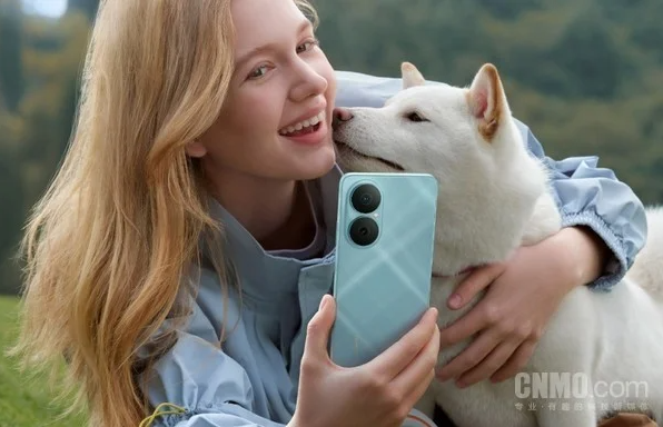 华为畅享80X参数卖点曝光:麒麟8000+近7英寸大屏 华为畅享80X参数卖点曝光:麒麟8000+近7英寸大屏