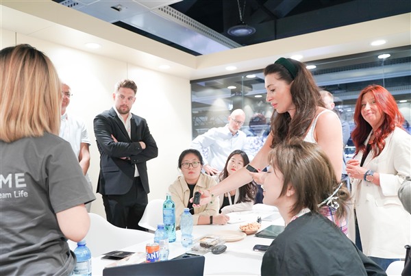 全球首款“听懂人话”运动相机亮相，光子跃迁LEAPTIC正式官宣