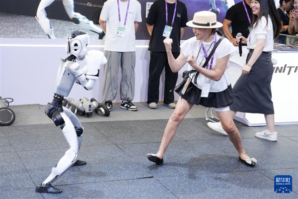 人工智能综合实力实现整体性 系统性跃升