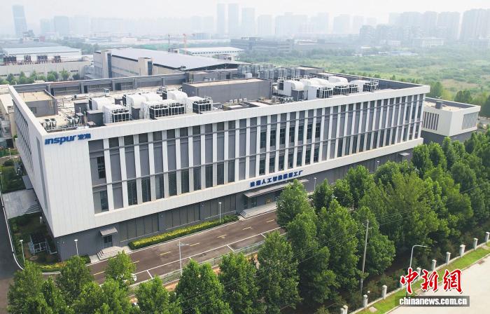 从“手工作坊”变“现代工业” AI模型如何实现规模化量产? 从“手工作坊”变“现代工业” AI模型如何实现规模化量产?