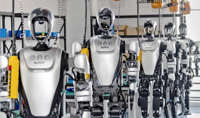 “功夫”升段商业化提速 人形机器人产业迎新机