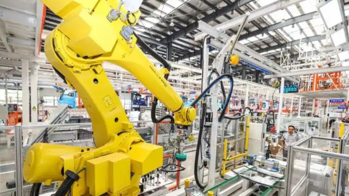 推动企业实施新型工业网络改造升级