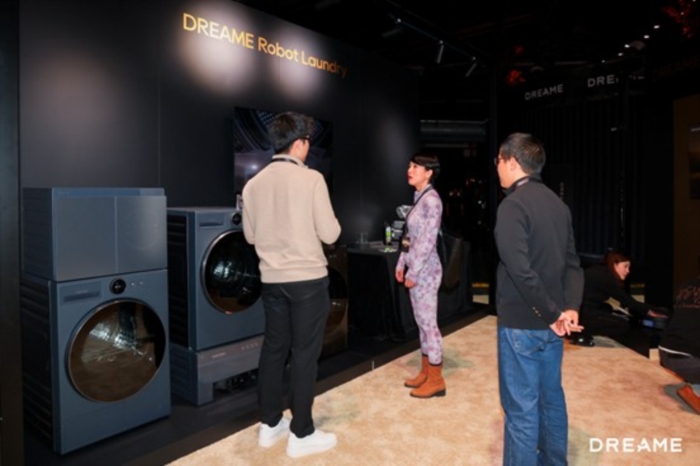 从智能到“具身智能”：追觅硅谷发布会定义家庭洗护终极中枢