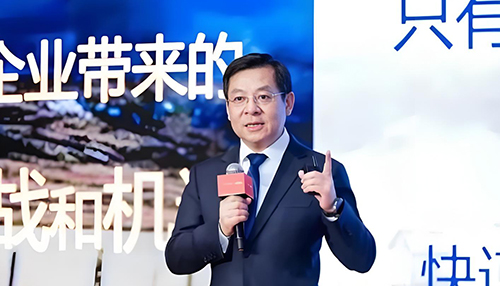 李华刚解读AI时代的智慧生活：不用开口设备先想到